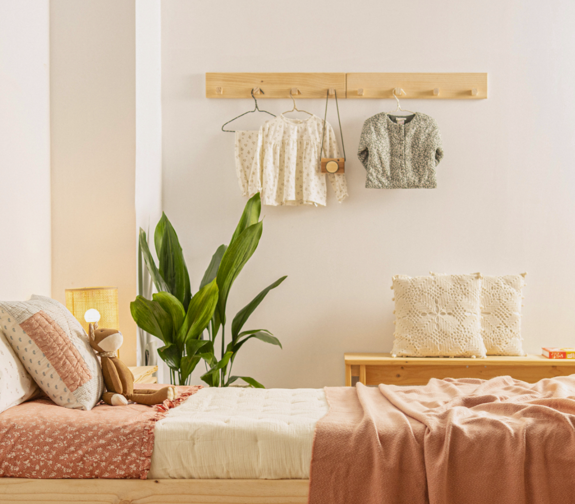 Descubre nuestros percheros de pared